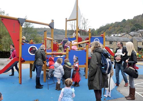 Victoria Road Playground Re-opening