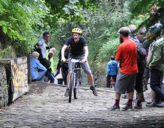 CYCLE UP THE BUTTRESS