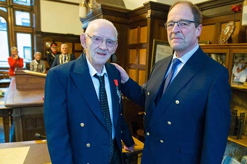 French Government honours  D Day Veterans