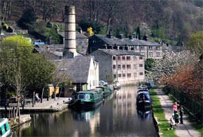 Calder Valley Cruising